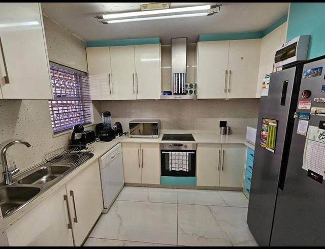 2 BEDROOM TOWNHOUSE FOR SALE IN MUSGRAVE